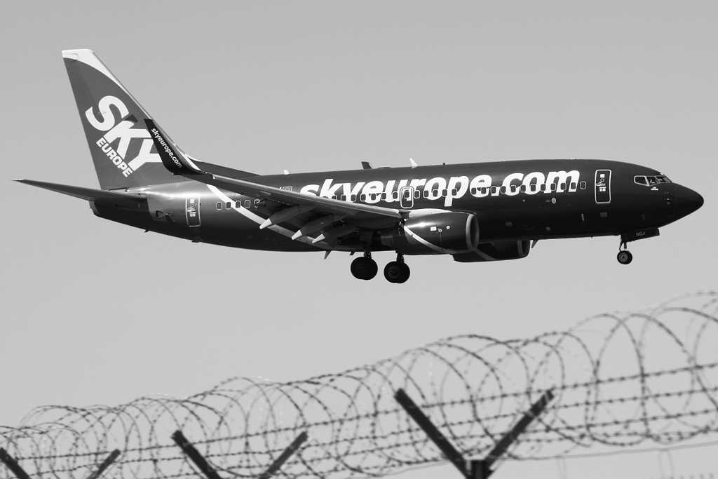 SkyEurope Airlines | Boeing 737-76N | OM-NGJ