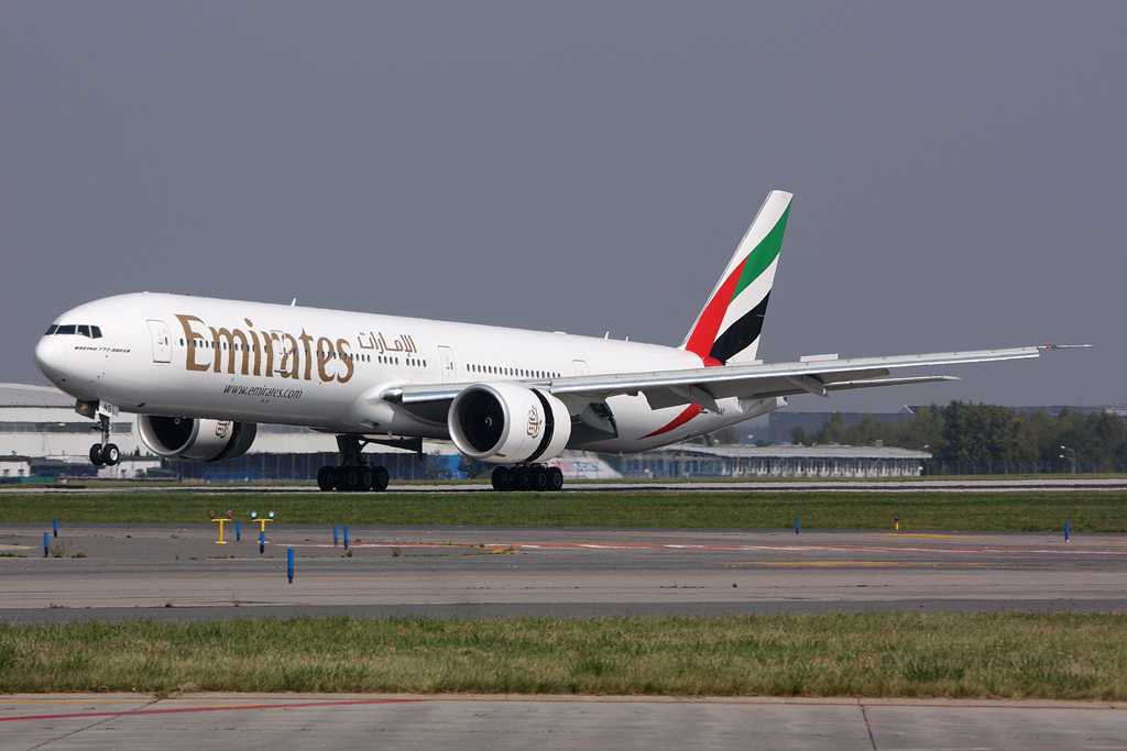 Emirates | Boeing 777-31HER | A6-END